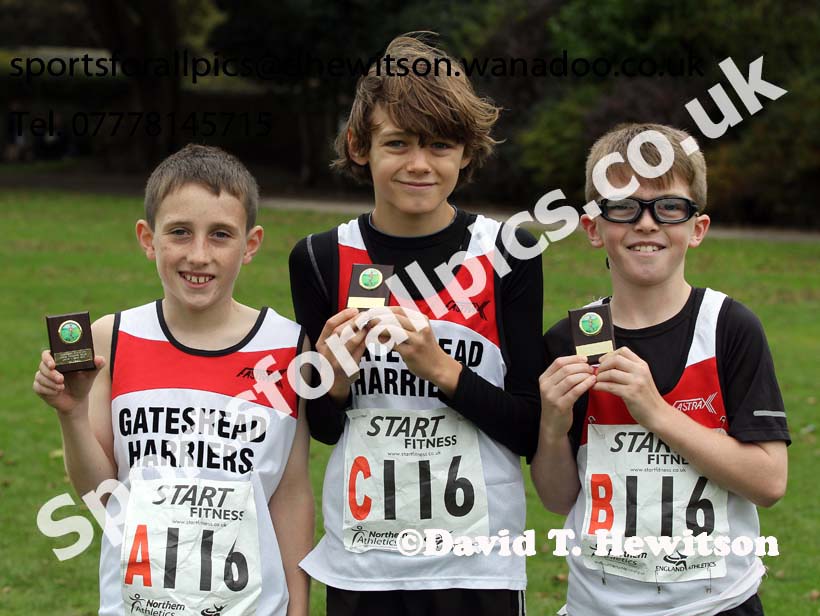 Gateshead winners of the under-11s boys Northern Cross Country Relays. Photo: David T. Hewitson/Sports for All Pics